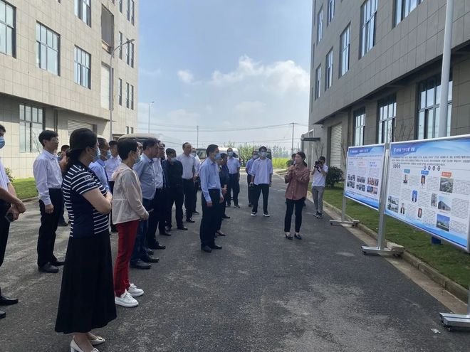 凝聚智慧力量 服務(wù)鄉(xiāng)村振興——徐州市委統(tǒng)戰(zhàn)部深入調(diào)研民建會(huì)員企業(yè)，共繪“三鄉(xiāng)工程”新畫卷